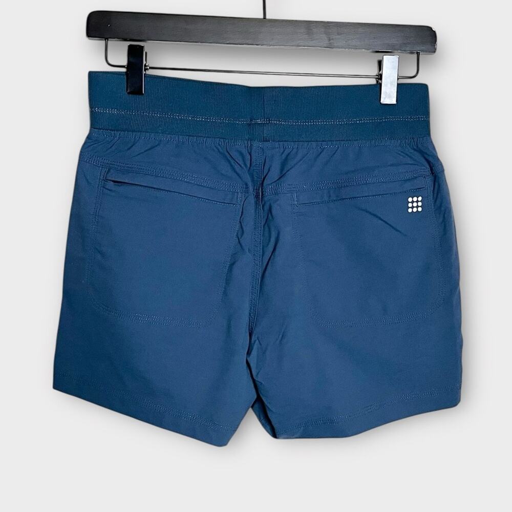 TITLE NINE Clamberista Navy Hiking Travel Active Shorts 4" Inseam Size 2 - Picture 3 of 9